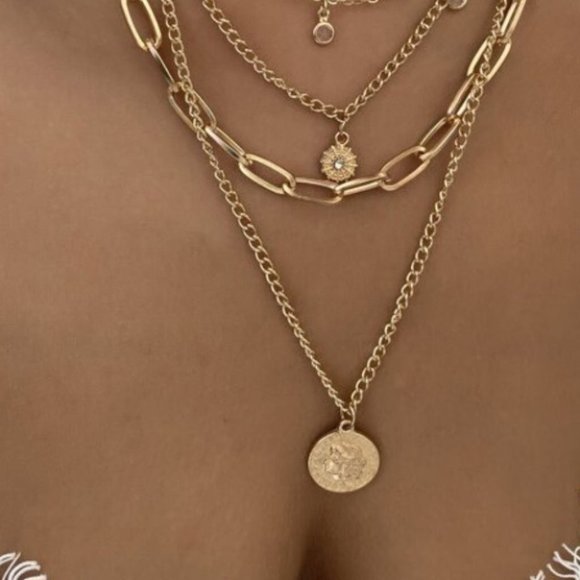 Multilayer Pendant Chain Necklace Set Boho Layered gold Tone - Picture 4 of 6